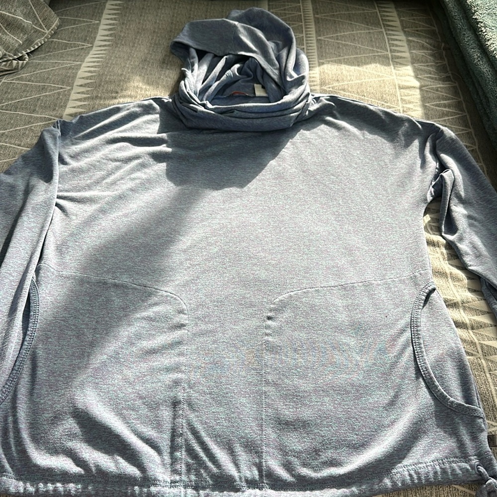 Merrell hoodie, size xsmall